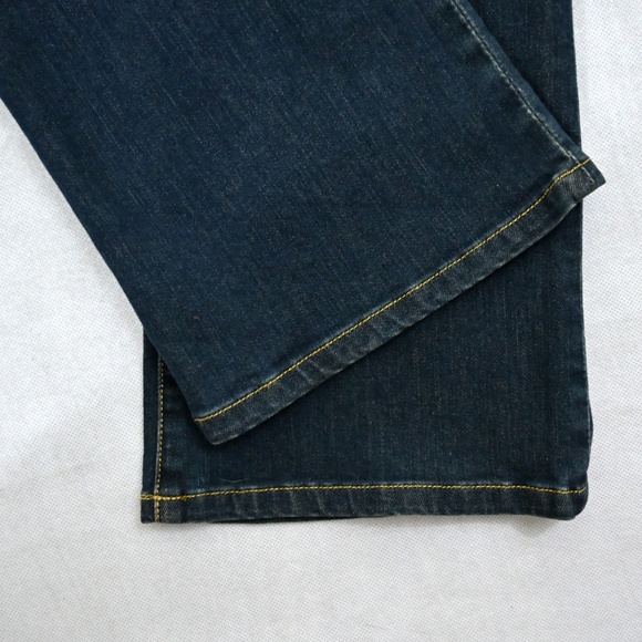 *Sold On @Foxtail90* CABI Slim Bootcut Jean - Picture 7 of 8